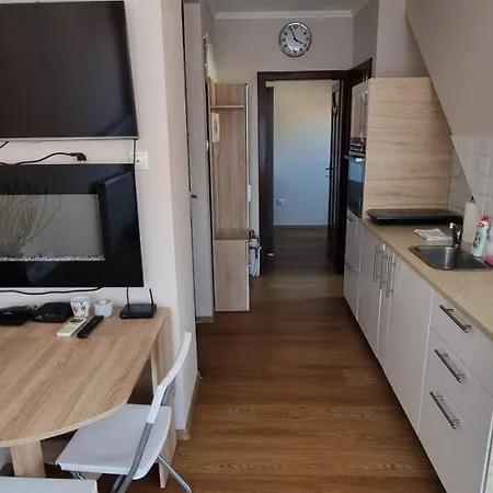 For 4 Apartman *